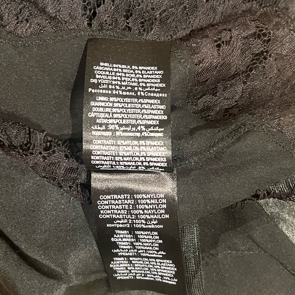 WOW! 🤩 Bebe Black Silk Lace High-Neck Blouse * Top Sz Small - Picture 7 of 9